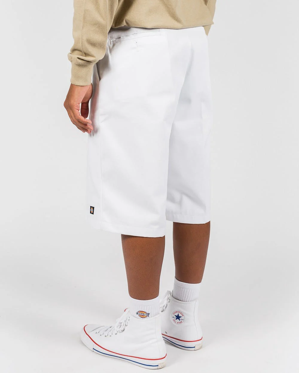 DICKIES - 42283 13 INCH LOOSE FIT MULTI POCKET WORK SHORT - WHITE - Image 5