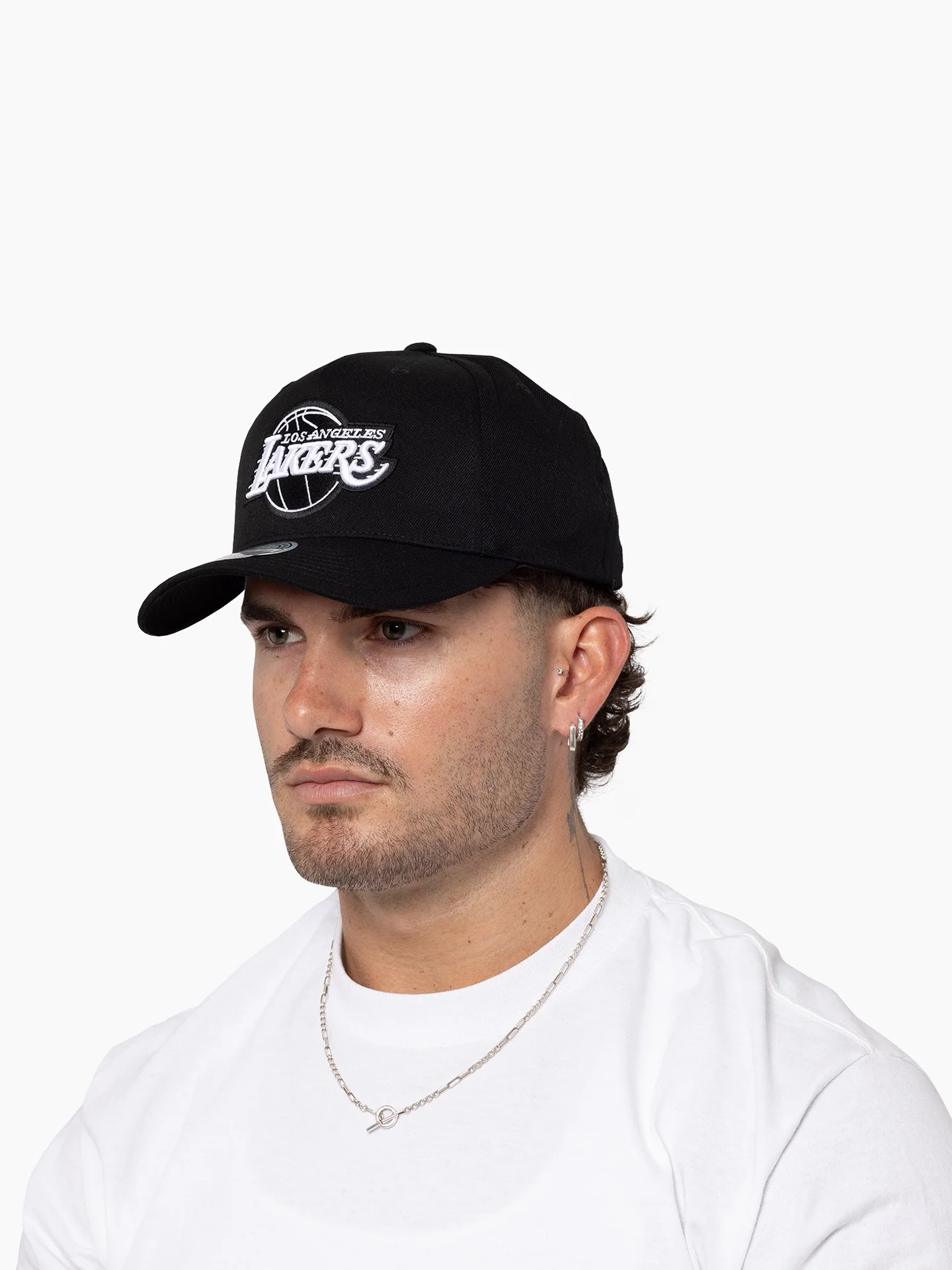 MITCHELL & NESS 110 Flex Fit Snapback Black and White Lakers