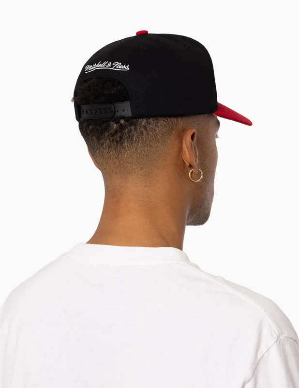 MITCHELL & NESS Blazed Script Bull Snapback - Image 2