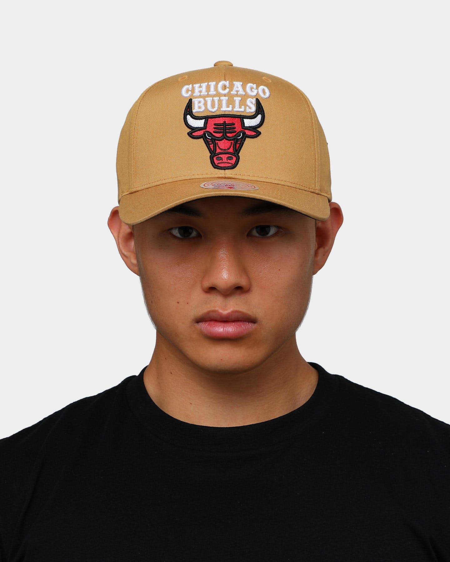 MITCHELL & NESS Chicago Bulls Fast Break Pro Crown Snapback - Khaki - Image 3