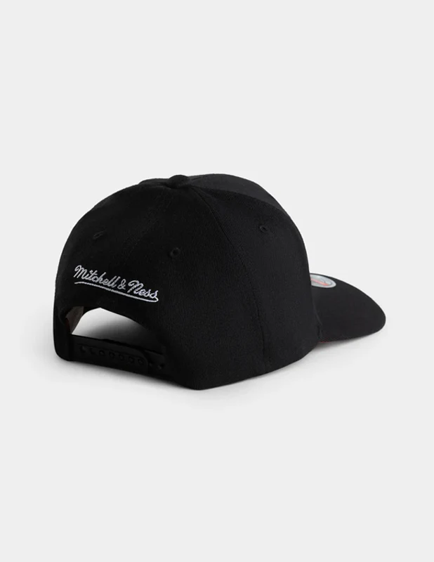 MITCHELL & NESS - Heat Wordmark MVP Adjustable Snapback - Black - Image 2