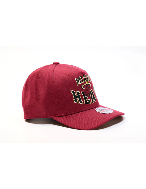Mitchell & Ness - Miami Heat Lay Up Classic Snapback Maroon - Image 2