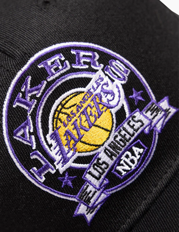MITCHELL & NESS - NBA Lakers Emblem Stretch Snapback - Image 2