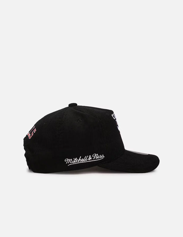 MITCHELL & NESS Retro Corduroy Origins Snapback Bulls - Black - Image 2