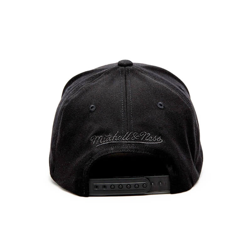 MITCHELL & NESS Snapback 110 Flexfit OAKLAND RAIDERS Black on Black - Image 2
