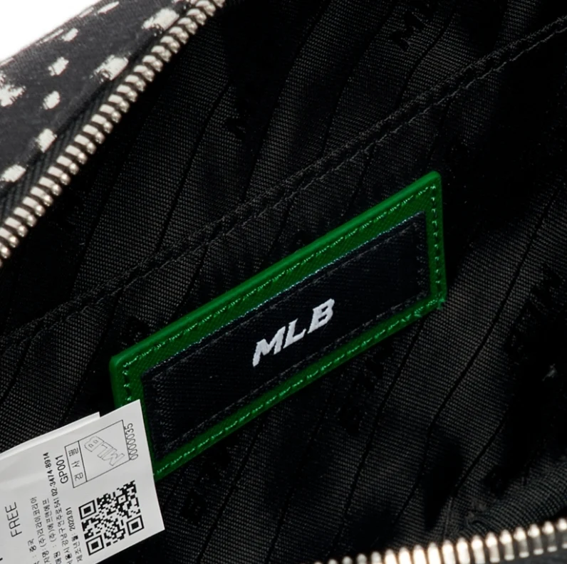 MLB - Monogram Unisex Street Style Small Shoulder Bag Logo - Image 8