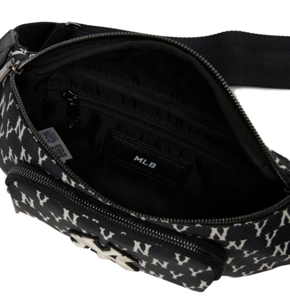 MLB - Unisex Street Style New York Pouch - Image 6