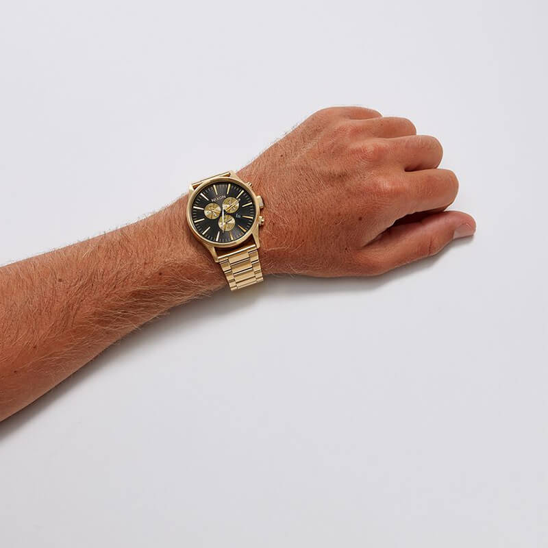 NIXON - 42 mm The Sentry Chrono - Gold/Black - Image 6