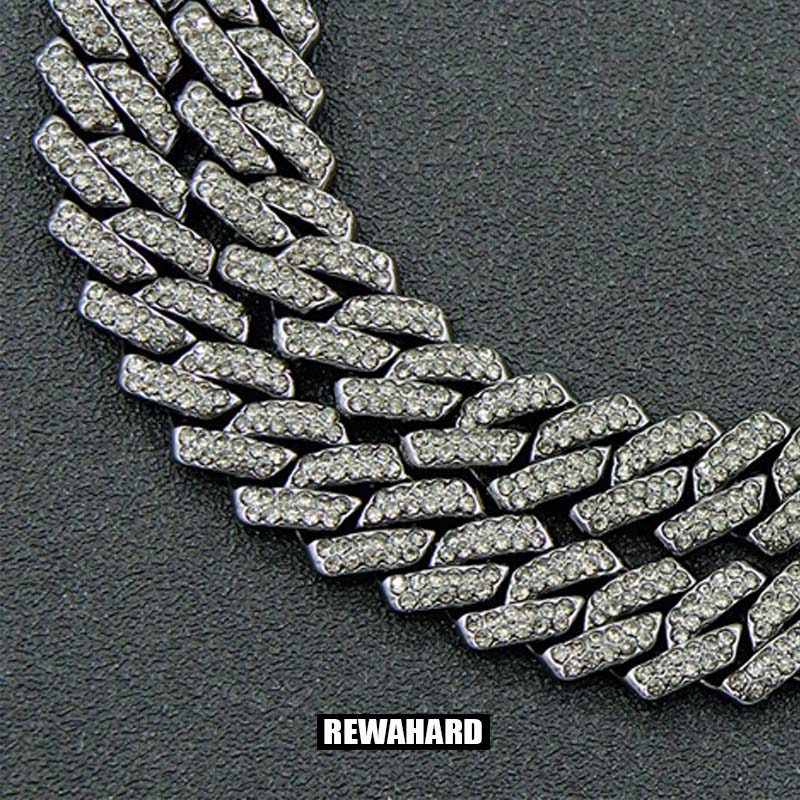 Stainless Steel Cuban Link Chain Bracelet - Image 6